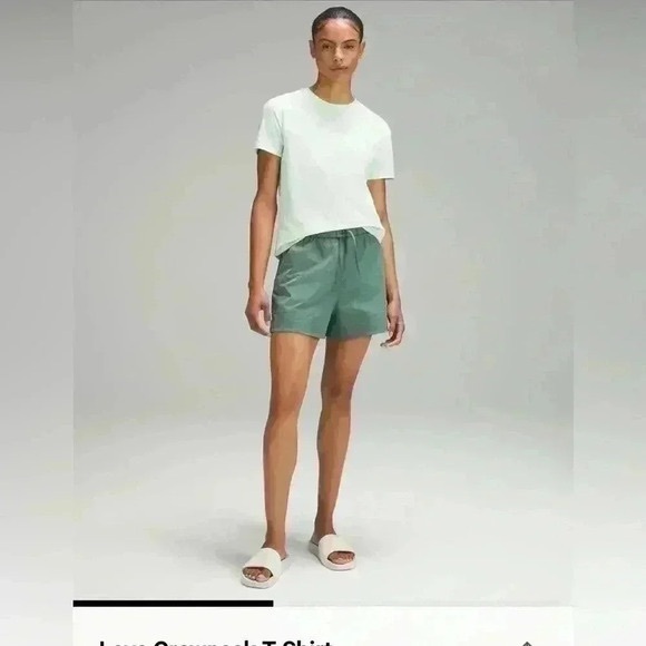 LululemonLove Crew - Picture 4 of 4